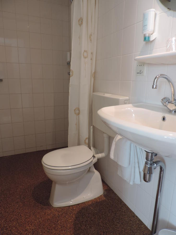 Hotel Ekamper Oosteinde Bilik gambar